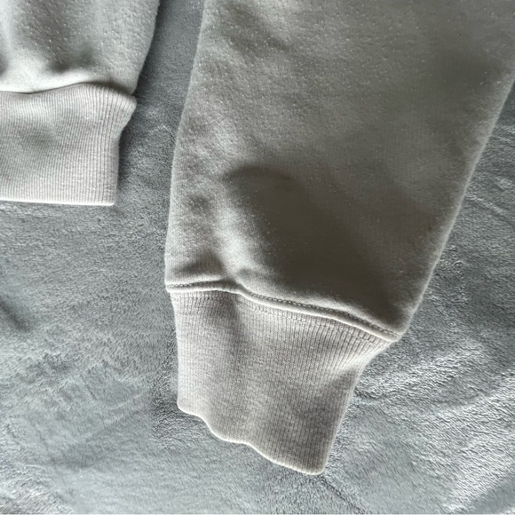 Small “warm up crop” - TNA - Picture 11 of 12